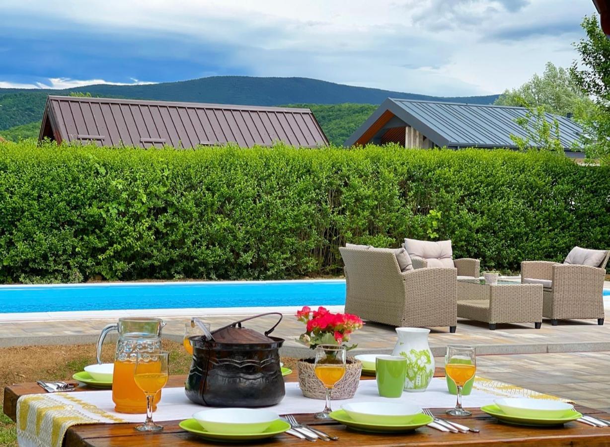 Crystal Racic Villa Bihac Bagian luar foto