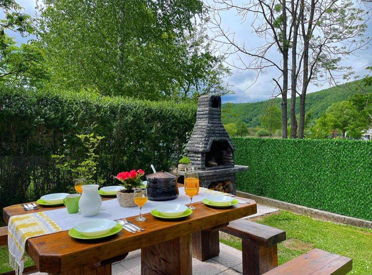 Crystal Racic Villa Bihac Bagian luar foto