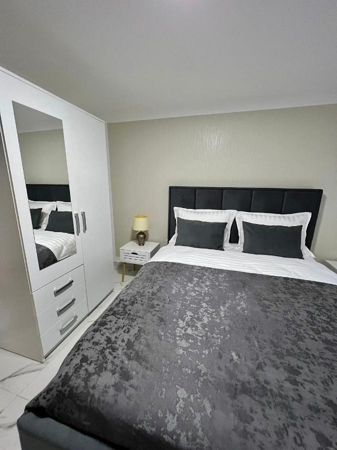 Crystal Racic Villa Bihac Bagian luar foto